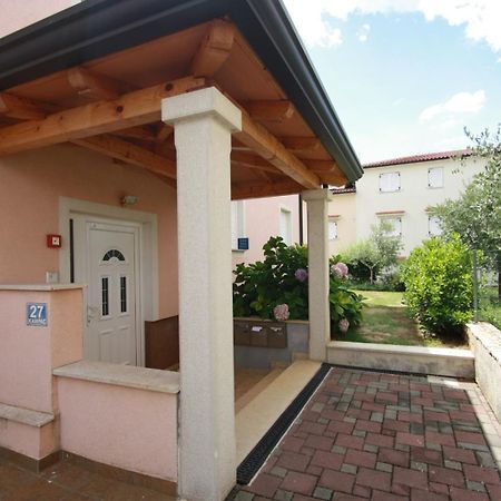 Apartment Mendikovic Poreč Eksteriør bilde