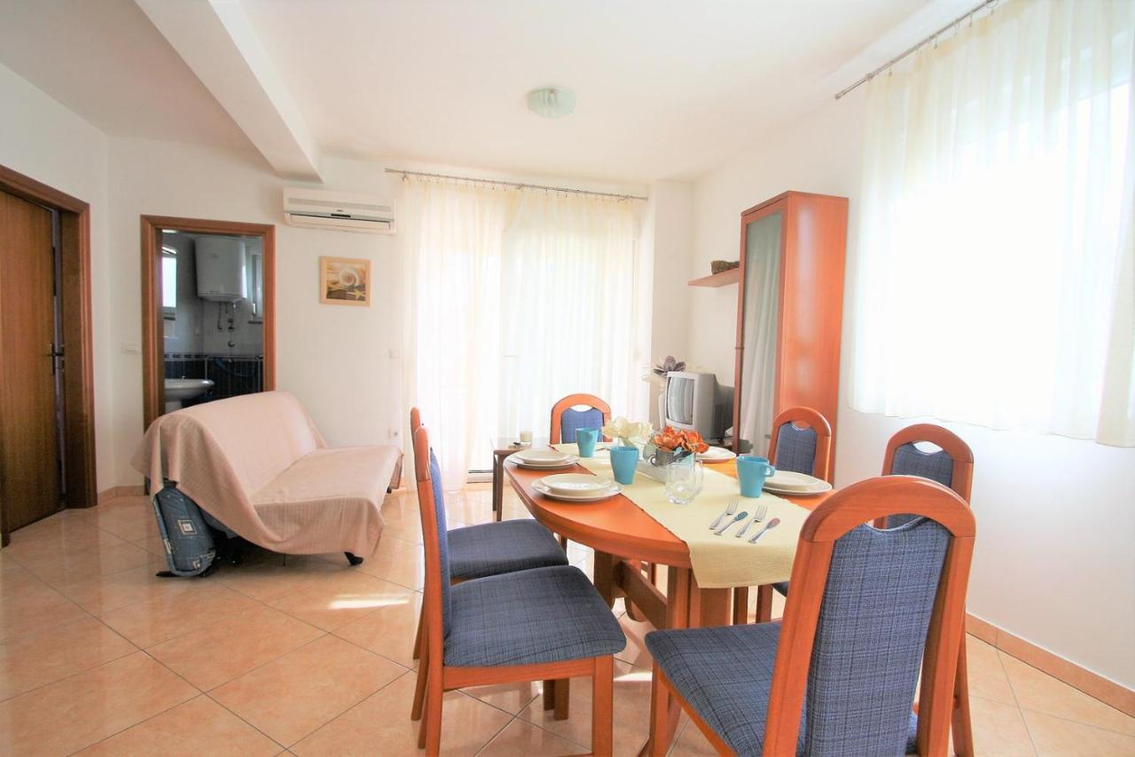 Apartment Mendikovic Poreč Eksteriør bilde